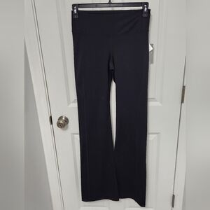 AthletaSalutation Pant MT Powervita Flare Leg Black Breathable #591372